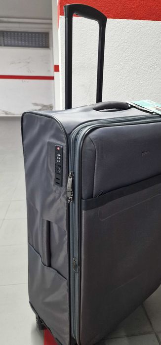 Vende - se Malas de Viagem (trolley)