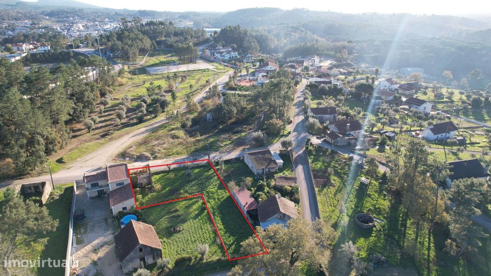 Plot of land with ruin in Ansião