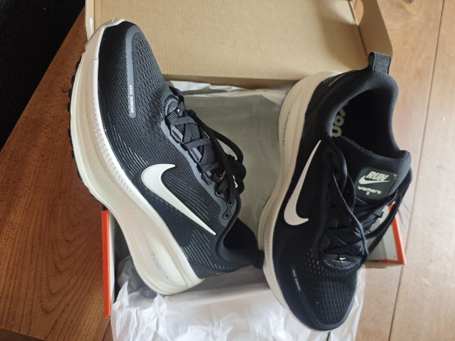 Nike Vomero 18, 40, 26,5 cm