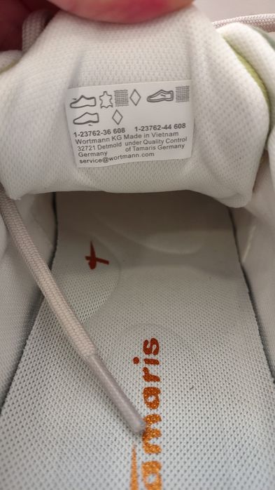 Tamaris zamszowe sneakersy damskie rozmiar 39
