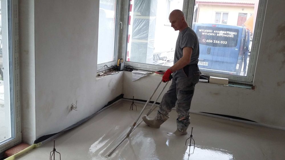 Posadzki anhydrytowe styrobeton ogrzewanie podłogowe frezowane
