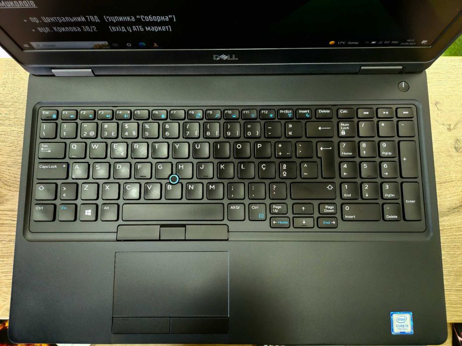 Ноутбук Dell E5590 (15.6/IPS/i5-7200U/16 ГБ/SSD 256/UHD Graphics 620)