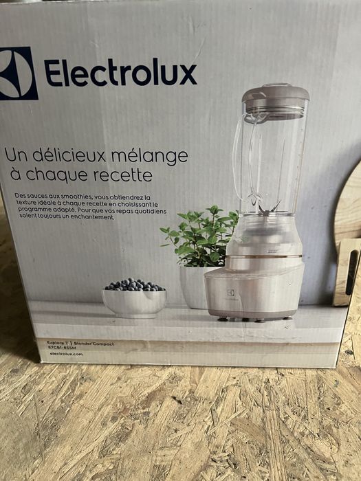 Продам Блендер Electrolux