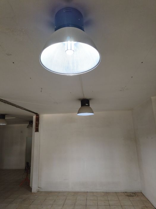 Vendo candeeiros industriais led 25w cada