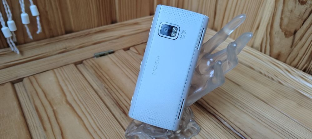 Nokia X6-00       .