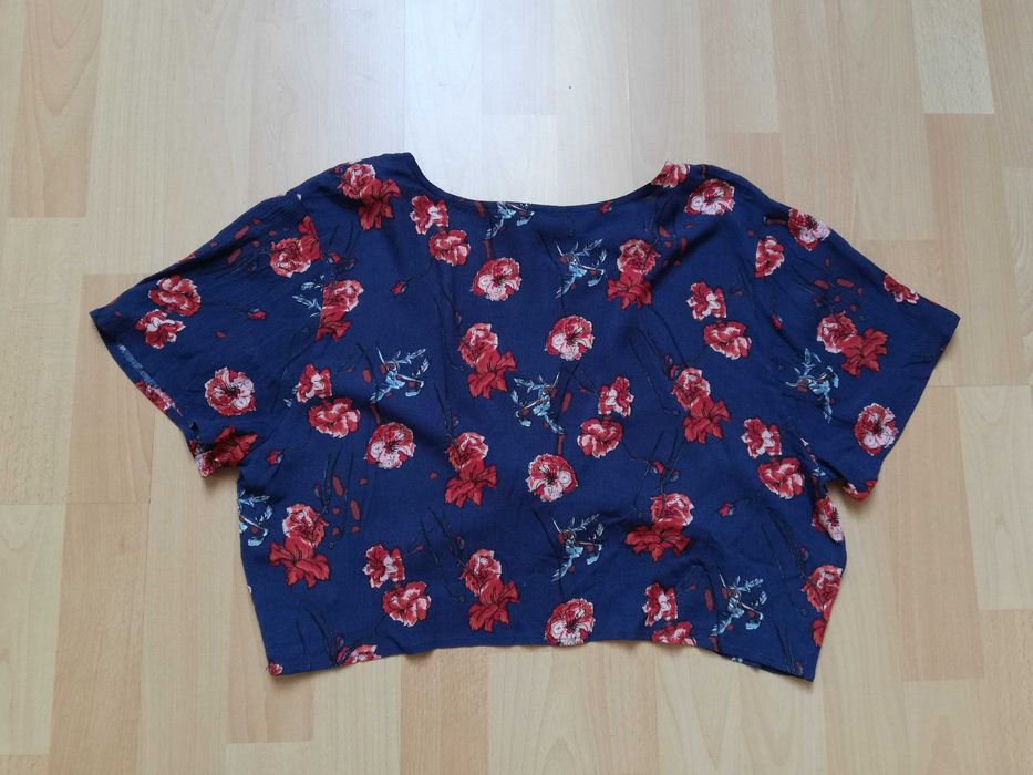 Pull&bear nowy z metką kwiatowy crop top bluzka 38
