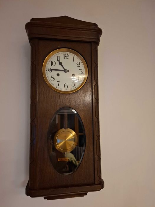 HAU -Zegar kwadransowy, antyk