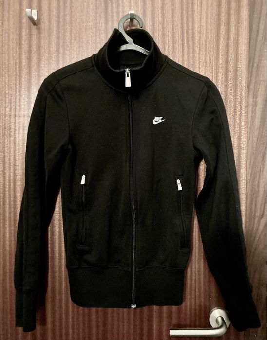 Casaco Treino Nike . Cor Preta . Tam XS