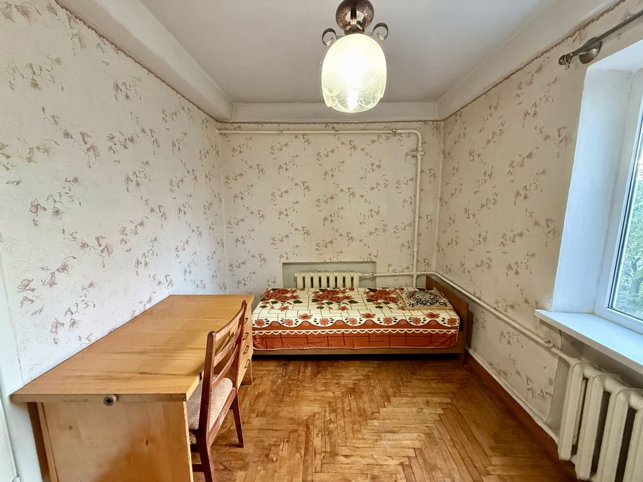 Продаж 2 кімнатної квартири вул. Патріотична