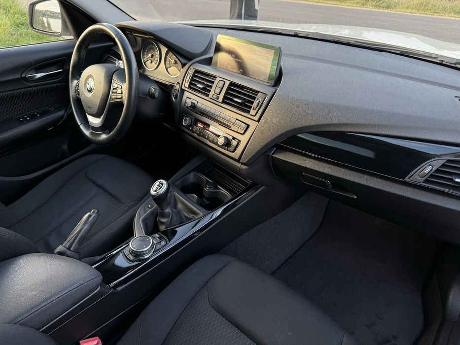 Witam sprzedam Bmw 1  2.0 D 2015rok uszkodzony