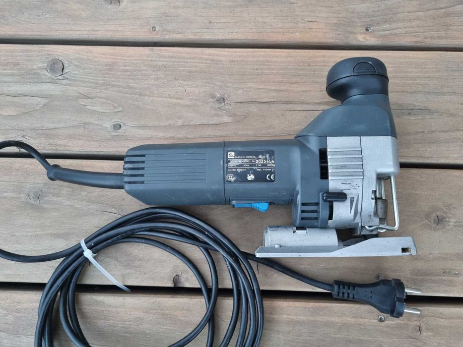Wyrzynarka Elu dewalt moc 650W