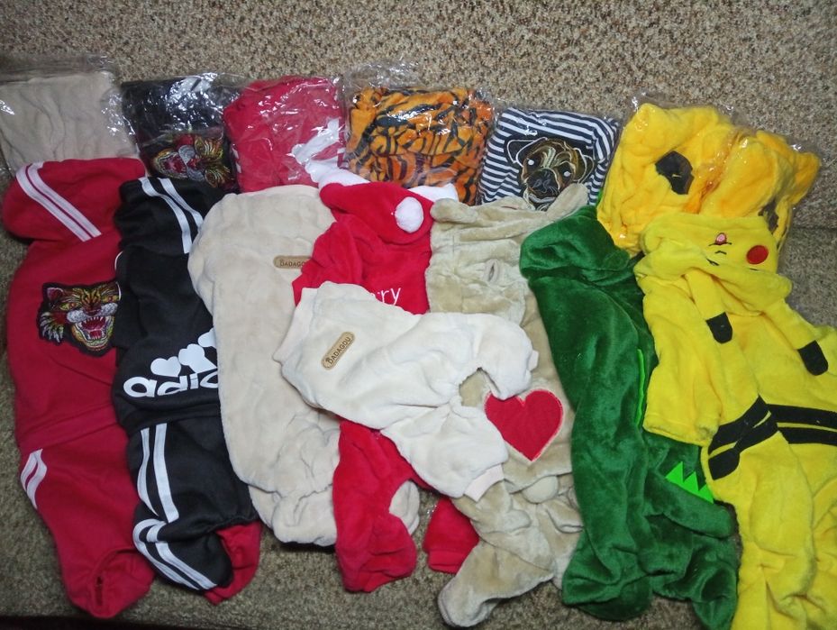 Одежда для животных собак котов