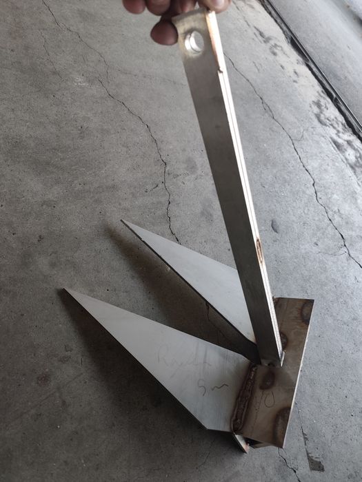 Âncora em inox para barco