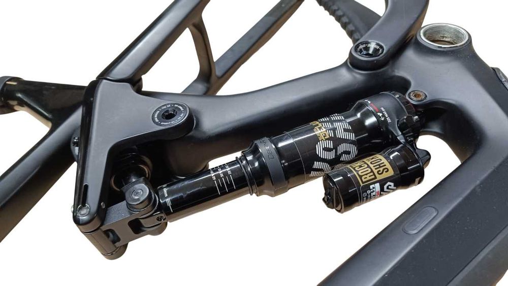 Quadro Canyon Strive CF7.0