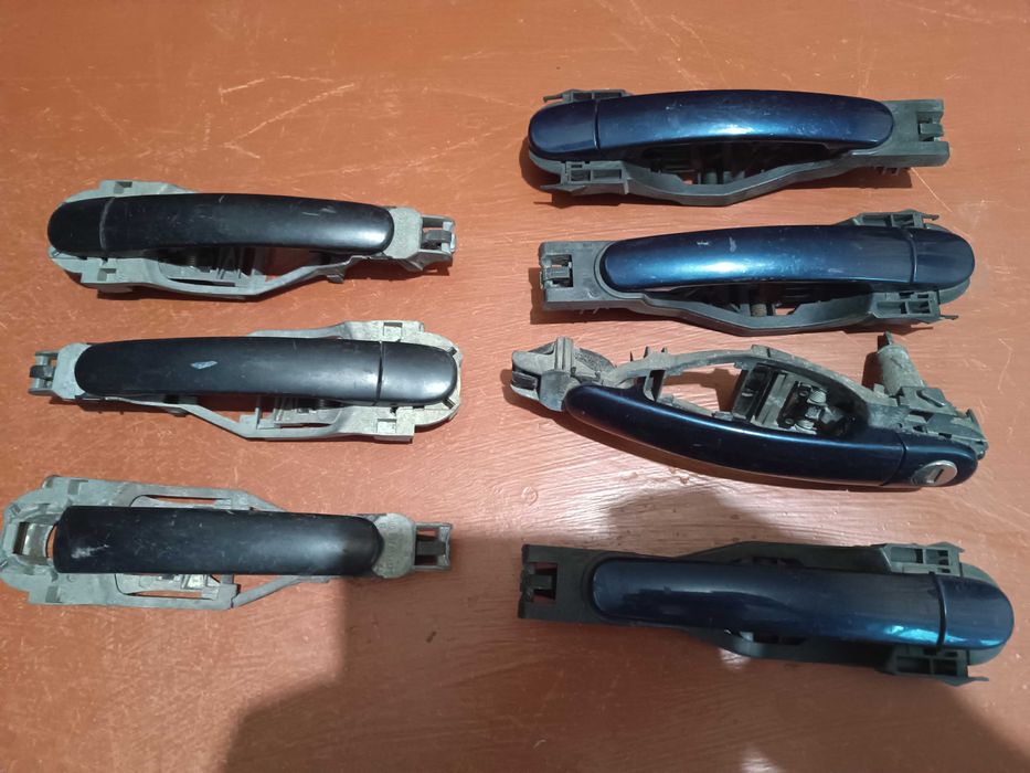 Наружные и внутренние ручки двери Гольф 4 Бора Октавия тур