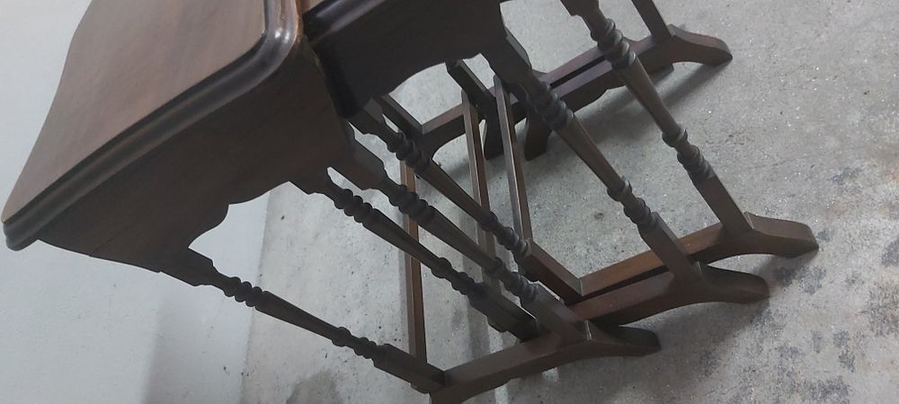 Mesa 3 níveis de madeira