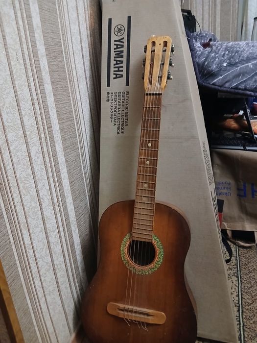 Продам гитару ссср хороший звук