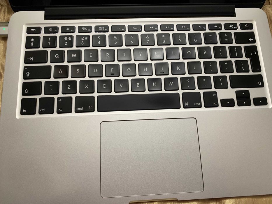 Apple Macbook Pro RETINA A1502 i5 2.7GHz 2016 8GB/128 GB