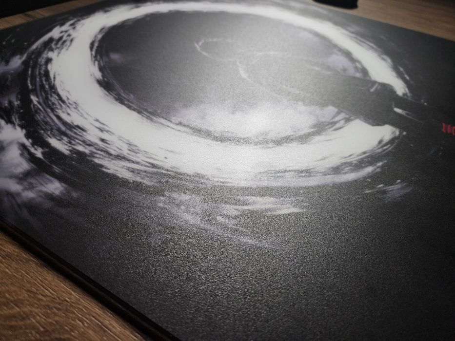 Tekkusai Singularity (склопад, скляний килимок для миші)