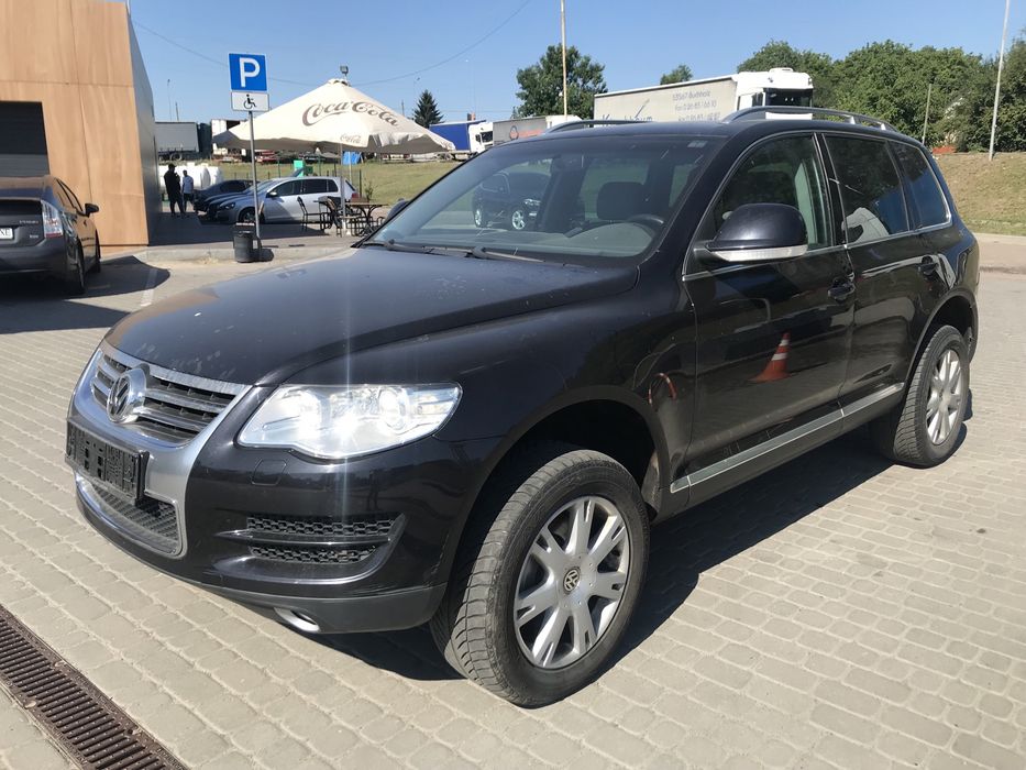 Фольцваген Таурег .3.0 дизель.Автомат