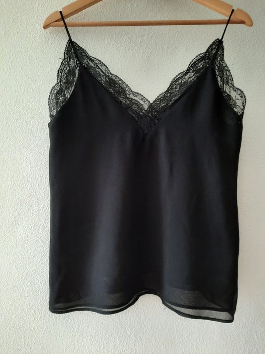 Top preto renda Zara