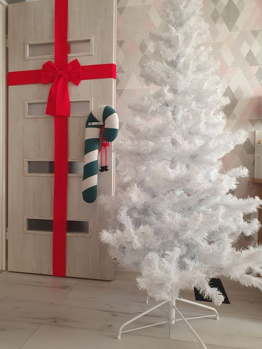 Choinka sztuczna biała