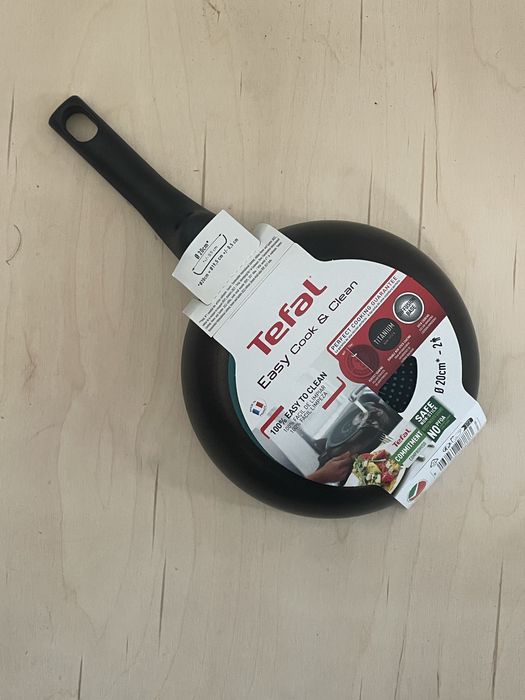 Patelnia tefal 20 cm