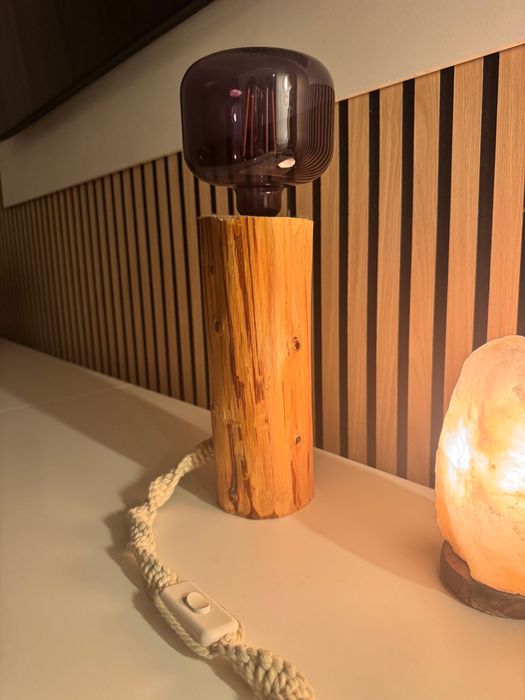 Candeeiro de Mesa Artesanal – Peça Única