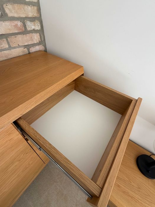 Dębowe meble do SYPIALNI