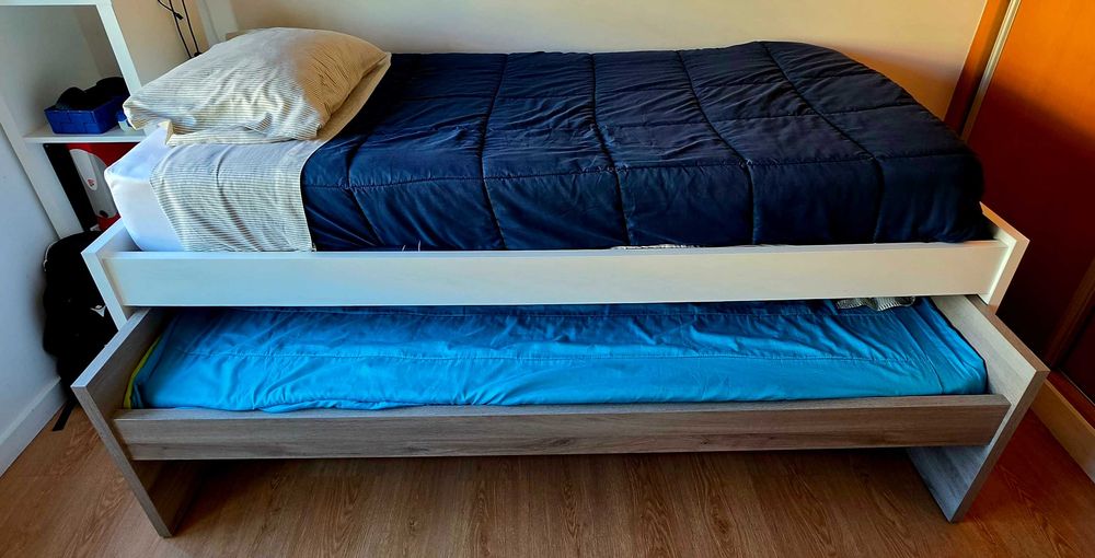 Cama dupla solteiro