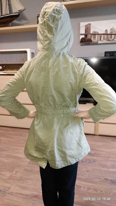 Куртка вітровка для дівчинки 6-7 років. 120 см.