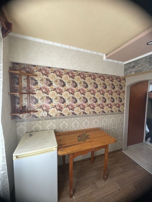 Продаю 1к/к в  заводському районі 2КП