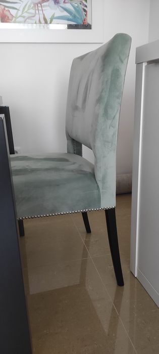 9,99€ - 2 cadeirões sala / veludo verde