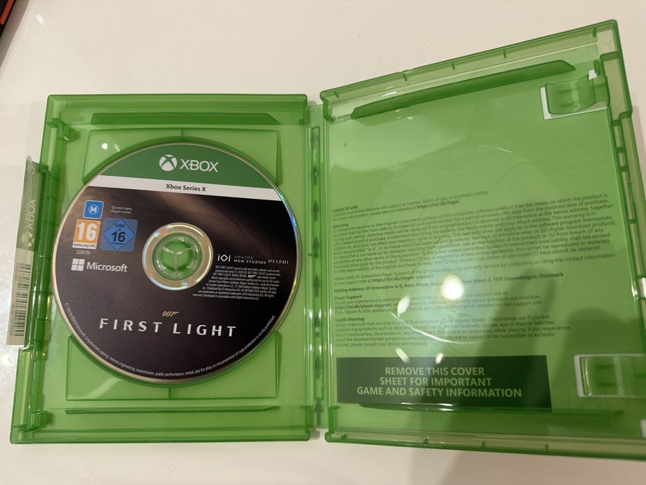 Gra 007 First Light xbox
