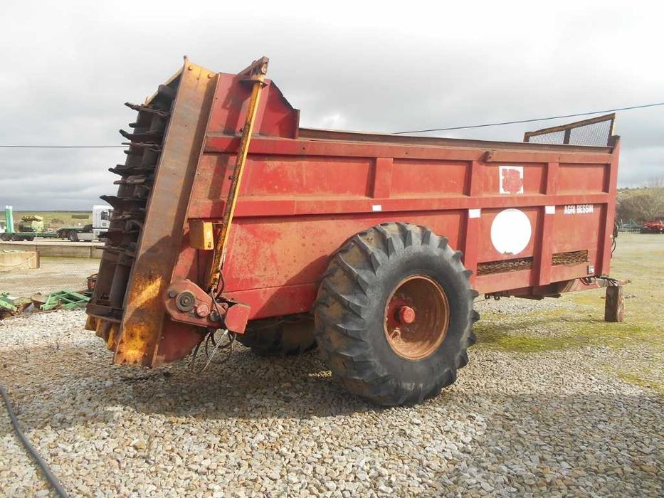 Reboque espalhador Siam de 15,3T