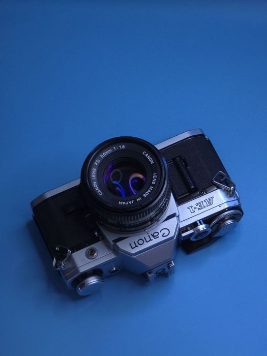 Плівковий фотоапарат Canon AE-1 , Program