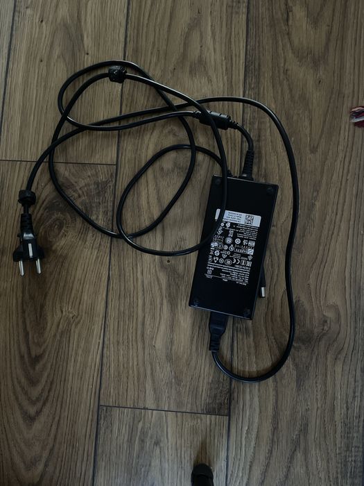 Laptop Dell GeFORCE GTX 1060 i7