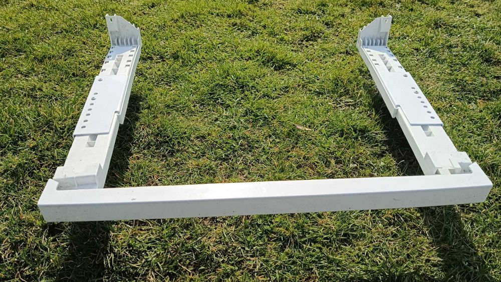 Łącznik do pralki i suszarki BEKO szerokość 60 cm