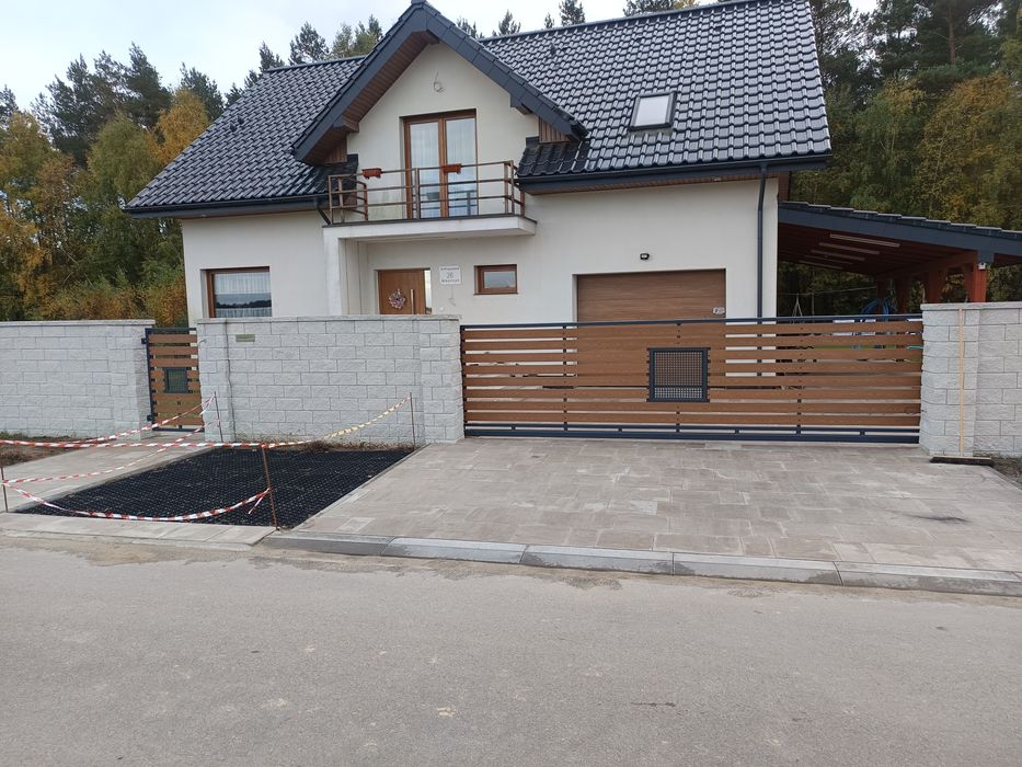 Bramy ogrodzenia balustrady