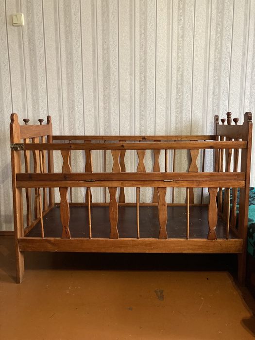 Колиска б/у дитяче ліжечко