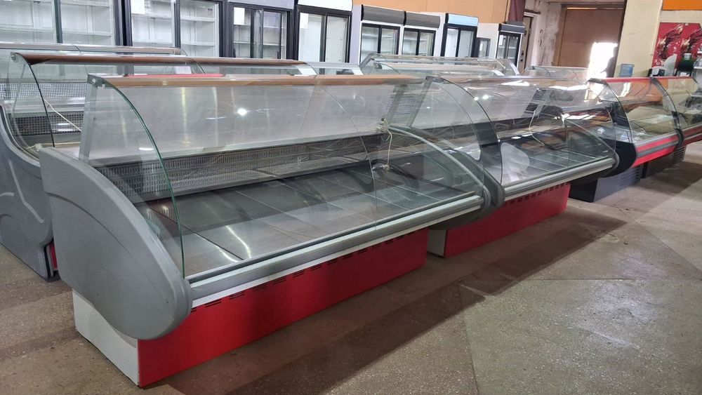 Вітрини холодильні,Шафи,скрині ЮКА