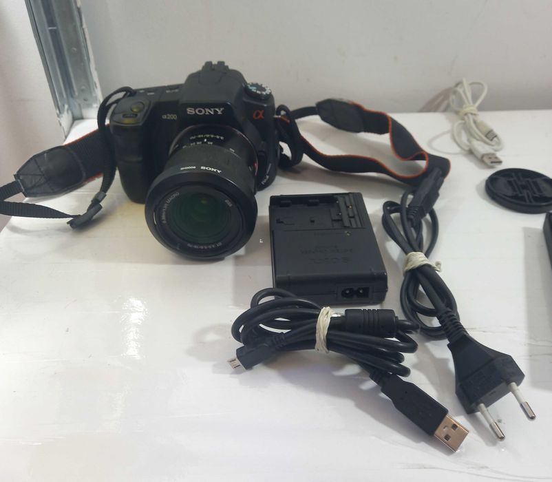 Aparat Sony DSLR-A200