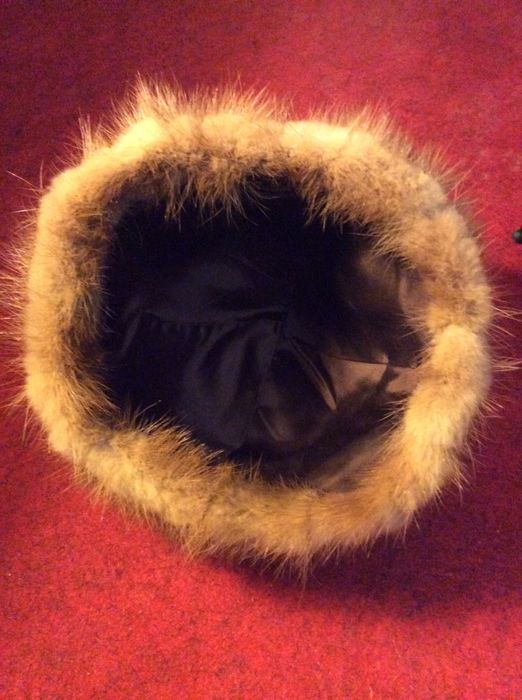 Czapka futrzana i szalik z norek