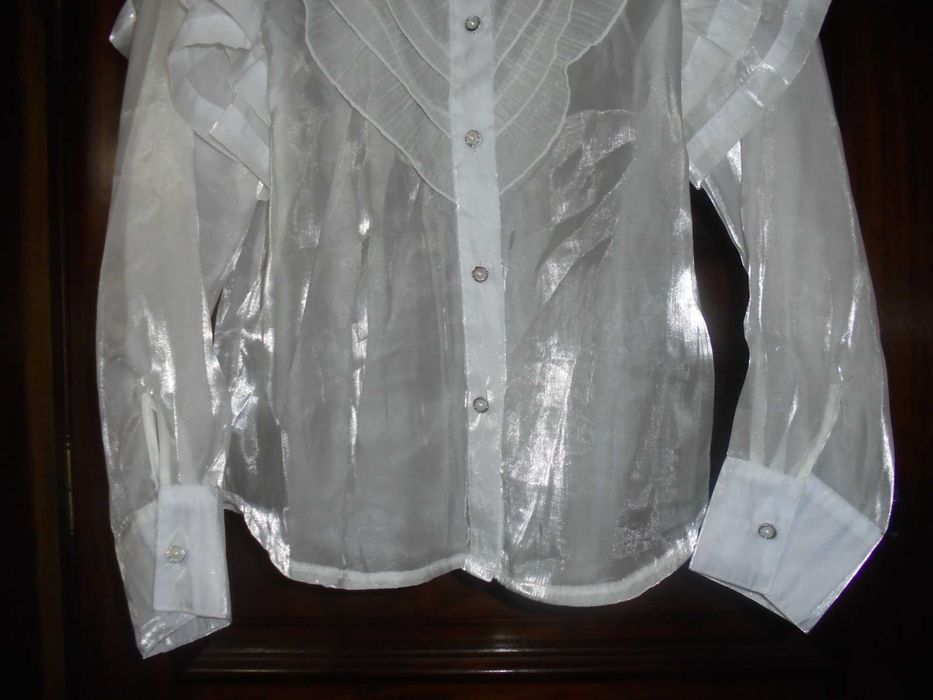 Blusa de senhora cor branca