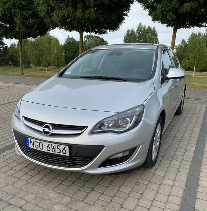 Sprzedam/wymienie Opel Astra J 2014, 206 000 km 2.0 diesel 165km