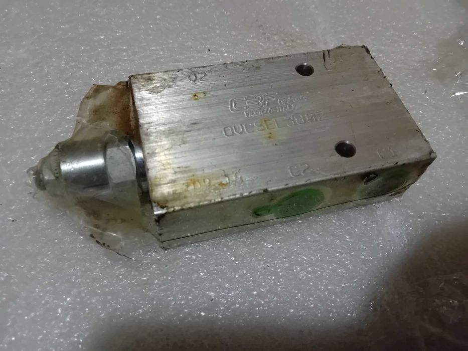 Válvula hidráulica  CBF  ref. OVCSEL 3802. Nova