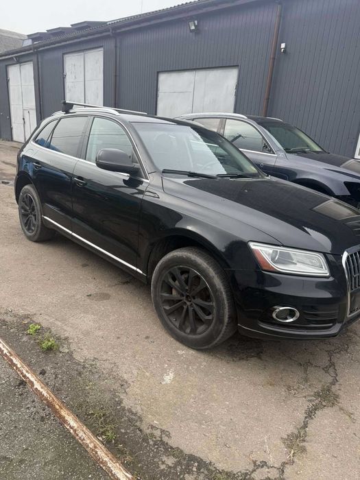 Розбірка капот бампер крило двері ходова двигун акпп Audi Q5 ауді кю5