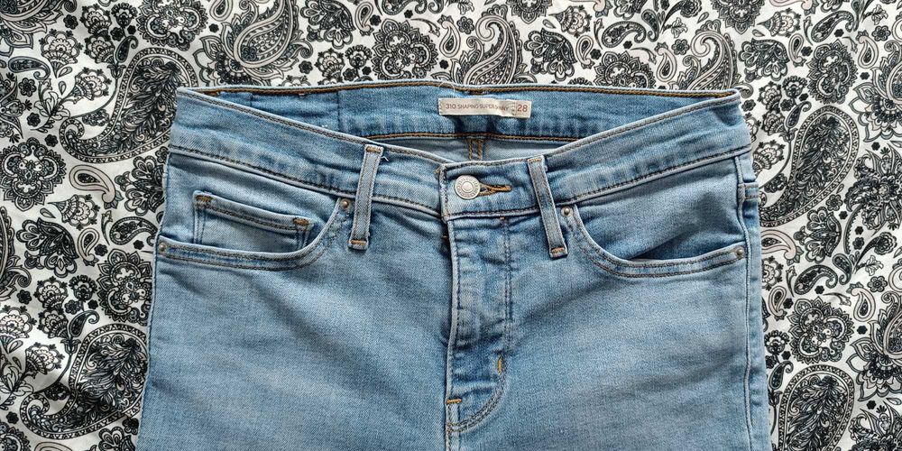 Spodnie Levi's 310 Jeansy Skinny Fit r. 28