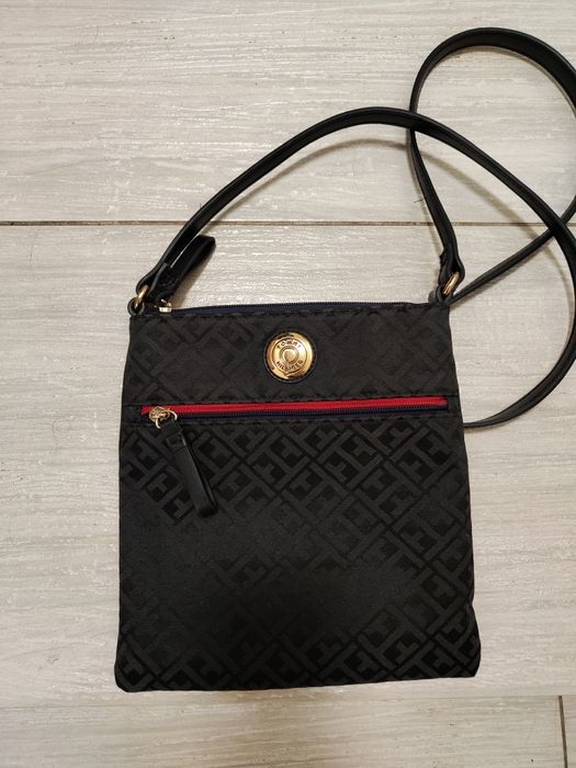 Продам сумку Tommy Hilfiger
