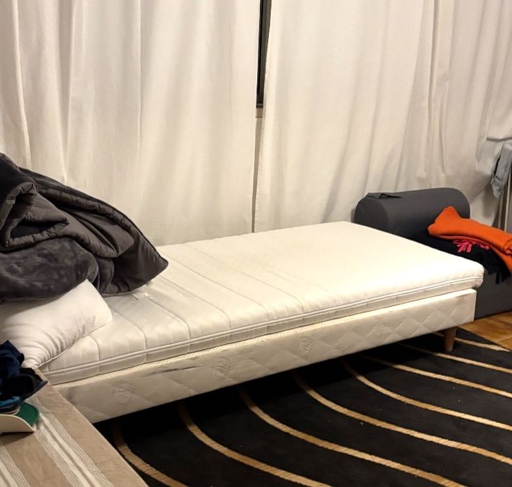 Cama Solteiro com colchão